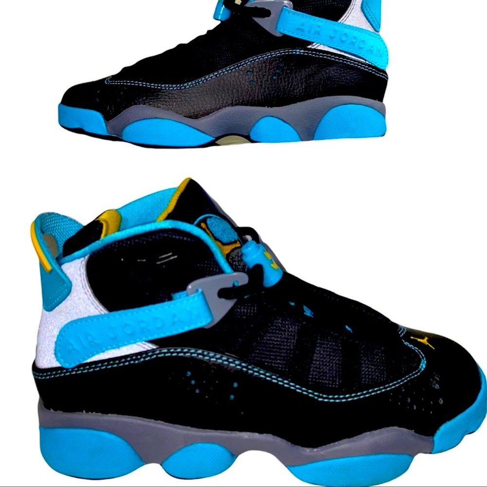 Jordan sneaker like new in box kids size 4y